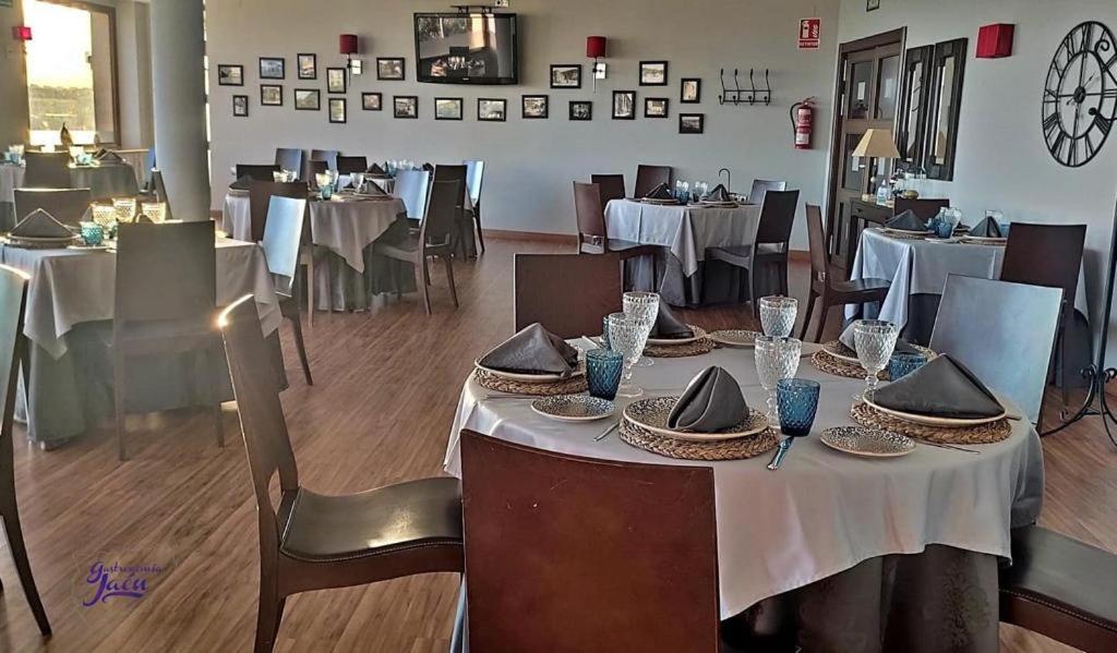 Hotel Campos De Baeza Luaran gambar
