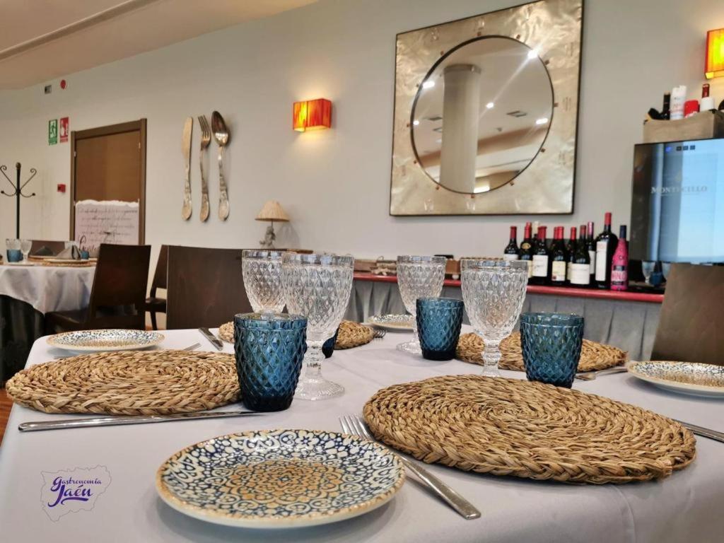Hotel Campos De Baeza Luaran gambar