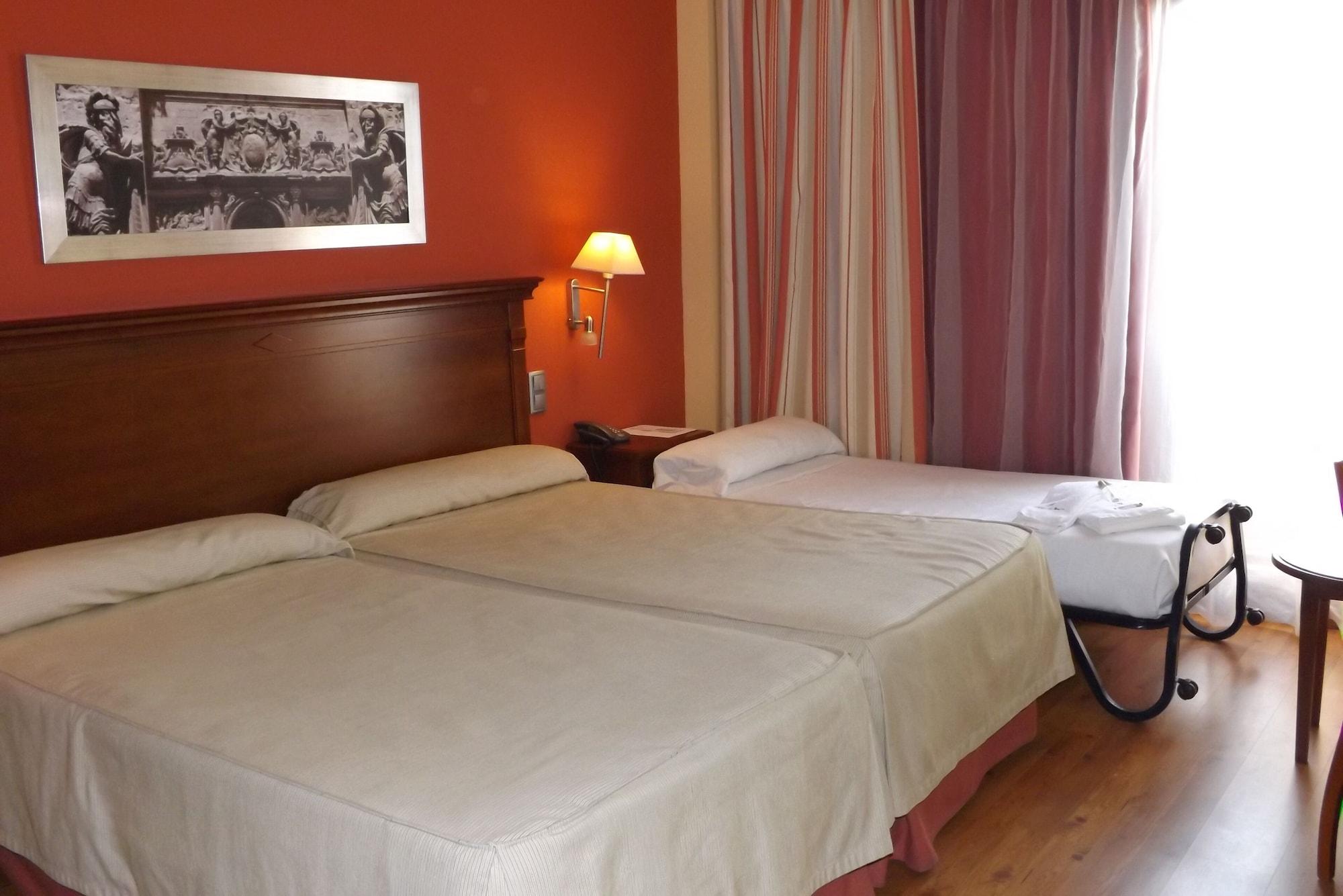 Hotel Campos De Baeza Luaran gambar