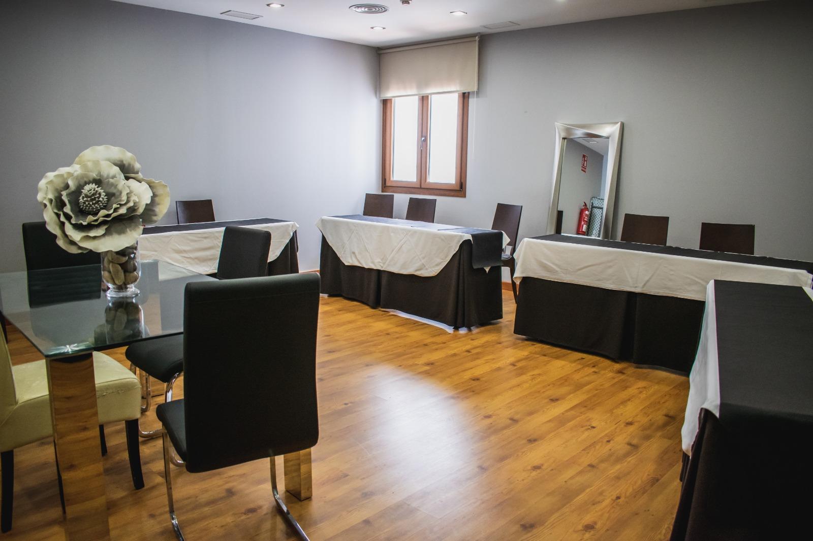 Hotel Campos De Baeza Luaran gambar